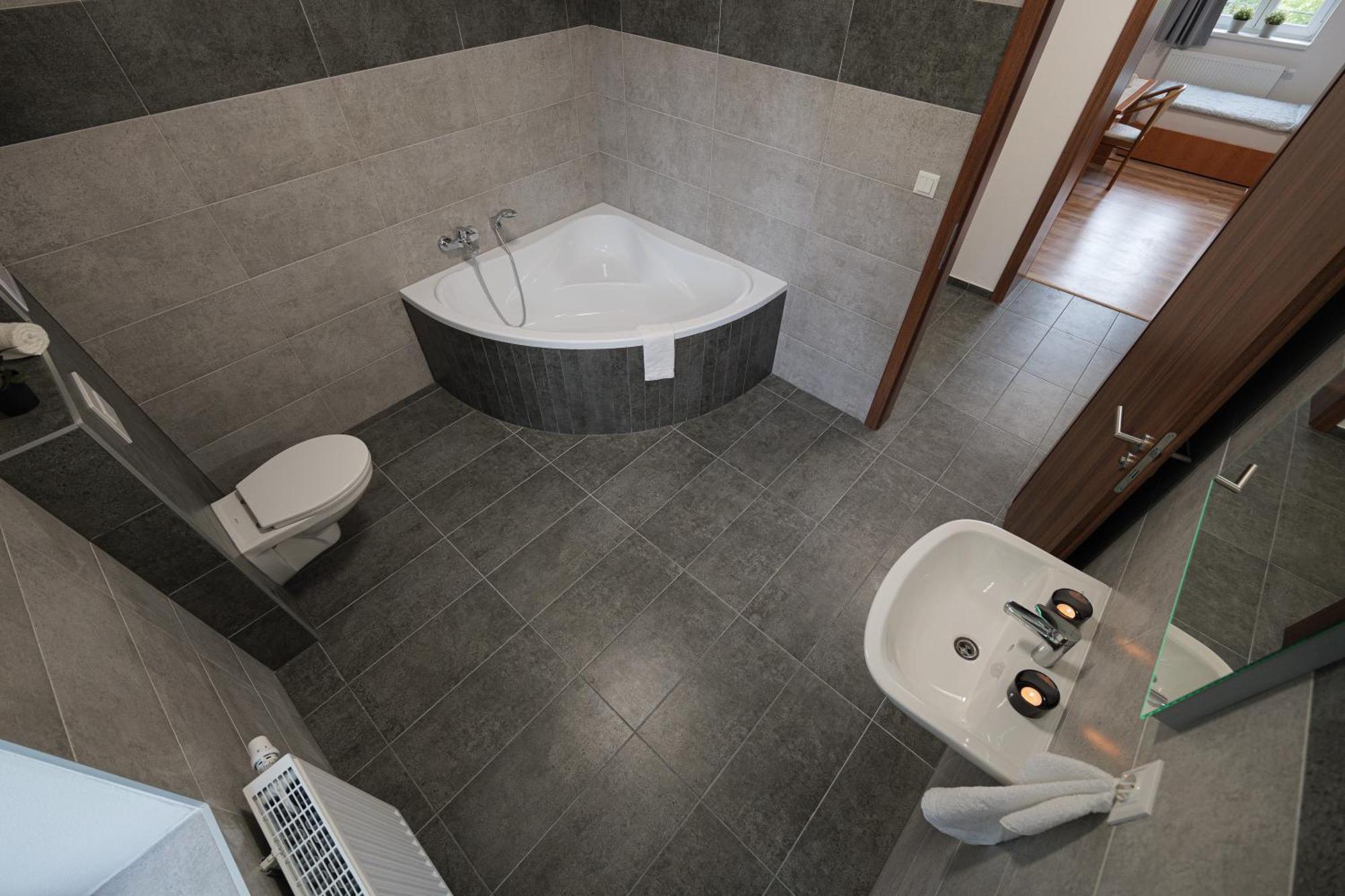 Tvm Ostrava 1 Apartment Екстериор снимка